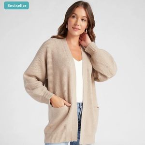 Coretta Ribbed Knit Cardigan
Weekend LA